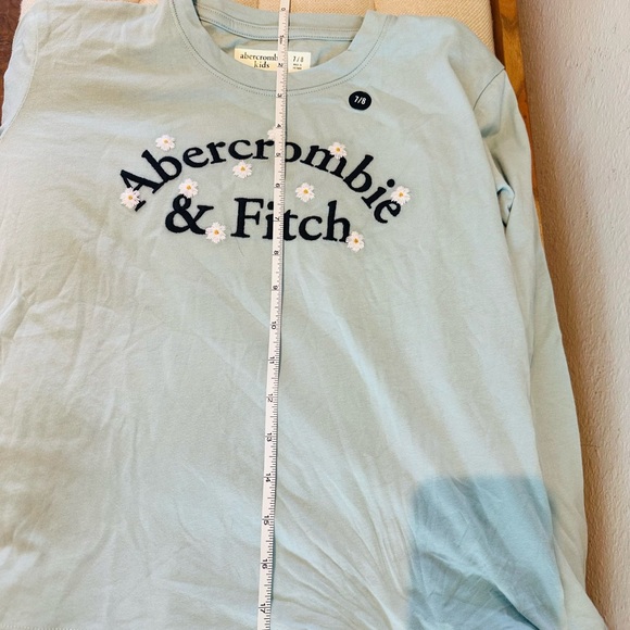 Abercrombie & Fitch Blue Long Sleeve Tee - Picture 4 of 6